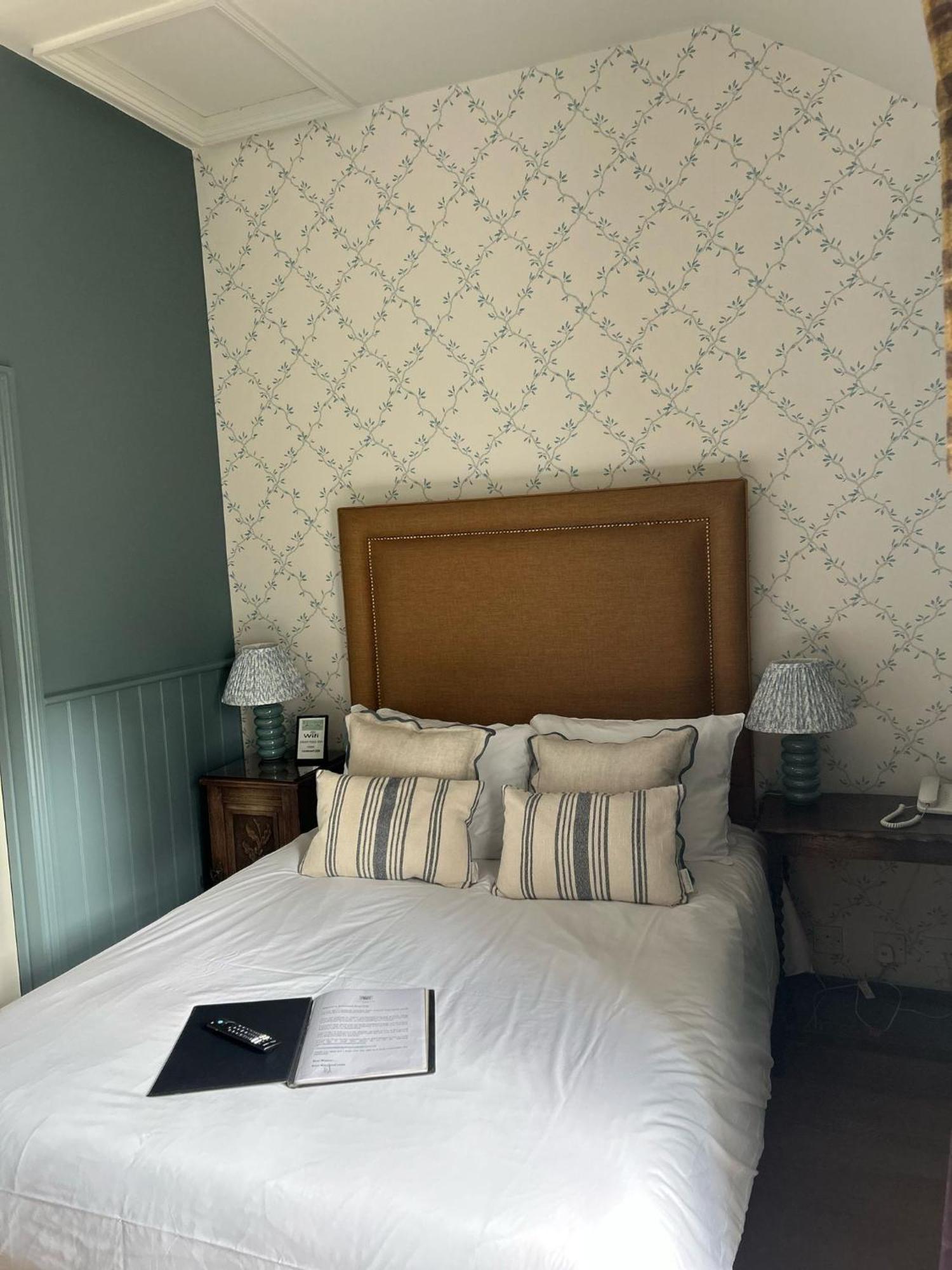 Ravenwood Hall Hotel Bury St. Edmunds Eksteriør billede